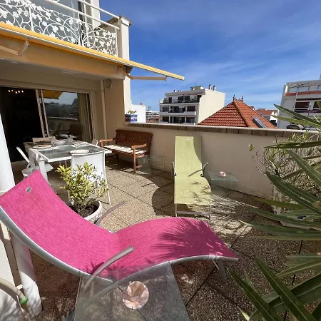 Apartment T3 Centre Avec Terrasse, Parking Et Menage Inclus