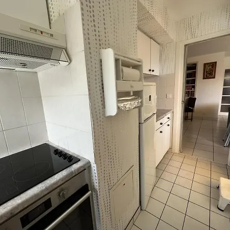 T3 Centre Avec Terrasse, Parking Et Menage Inclus - Fr-1-374-206 Apartment *