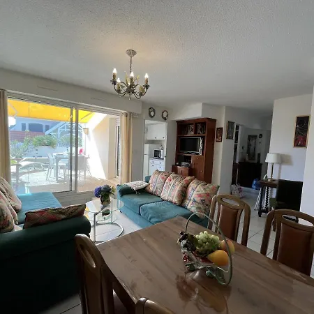 T3 Centre Avec Terrasse, Parking Et Menage Inclus - Fr-1-374-206 Appartamento Arcachon