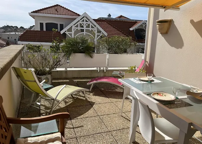 T3 Centre Avec Terrasse, Parking Et Menage Inclus - Fr-1-374-206 * アルカション