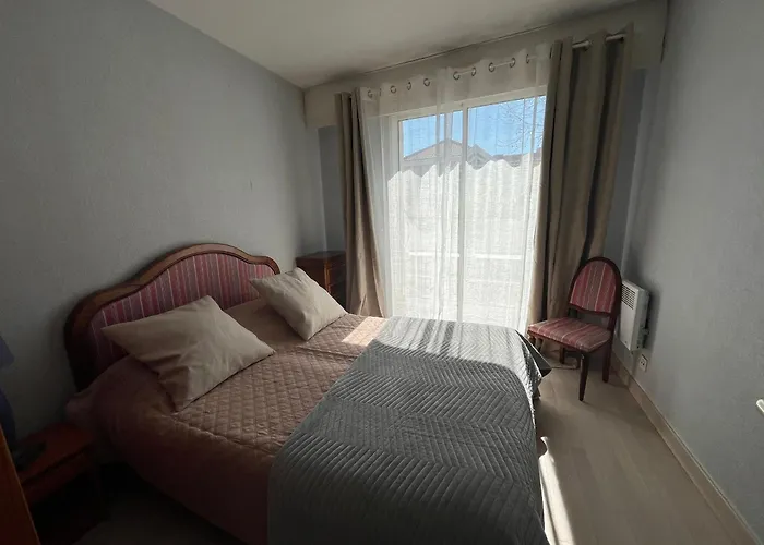 T3 Centre Avec Terrasse, Parking Et Menage Inclus - Fr-1-374-206 * アルカション